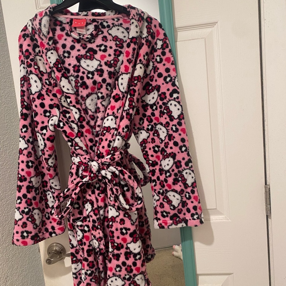 Hello Kitty Pink robe